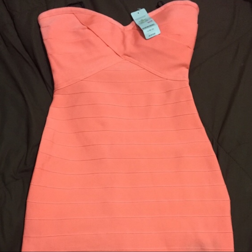 NWT New Bebe Strapless Dress Peach Coral